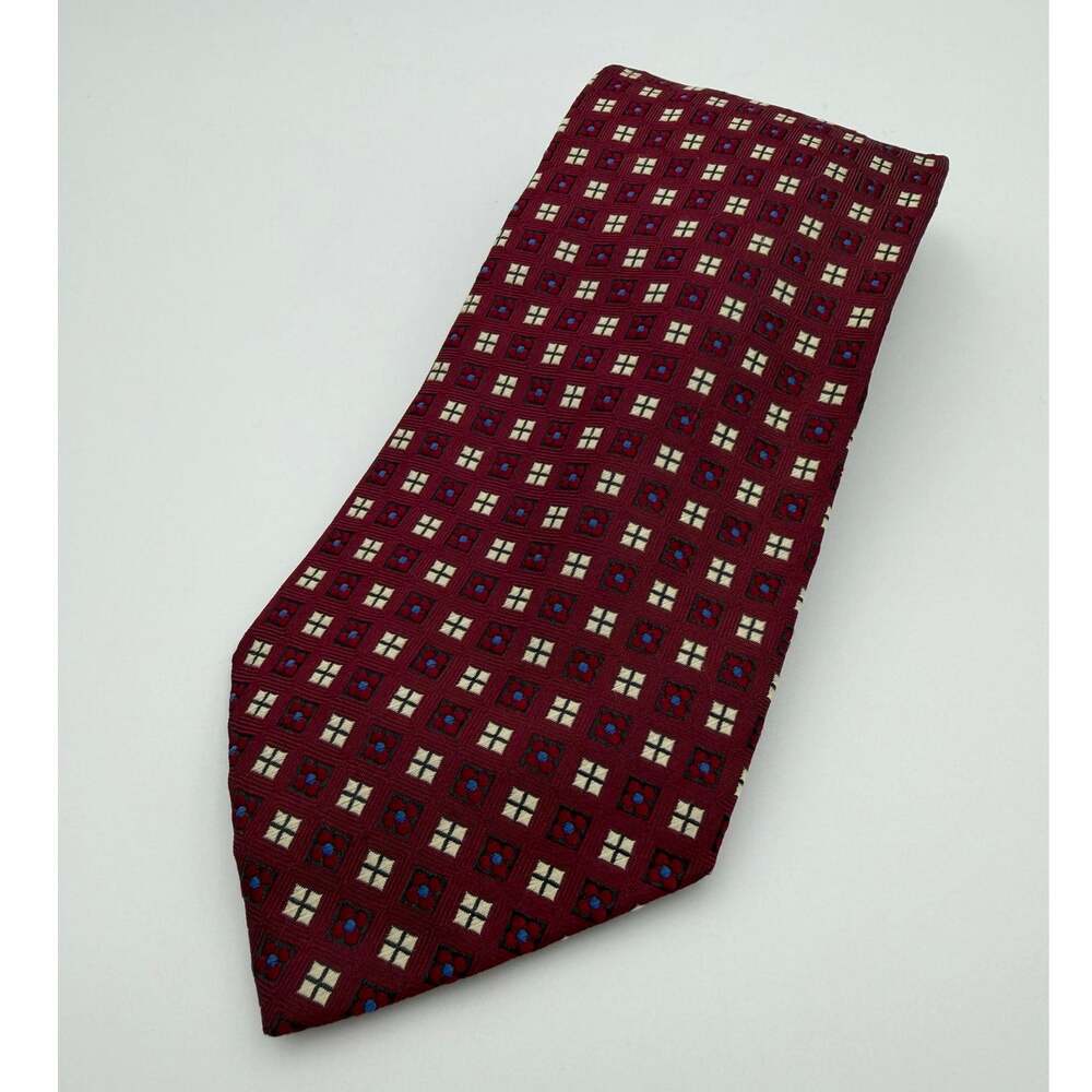 BOSS Hugo Boss Tie Mens Burgundy Silk Geometric Micro Pattern Hand Made In Italy